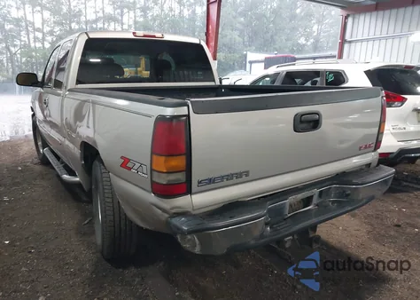 2004 GMC Sierra 1500 Slt z USA, uszkodzony, nr VIN 1GTEK19T14E263805